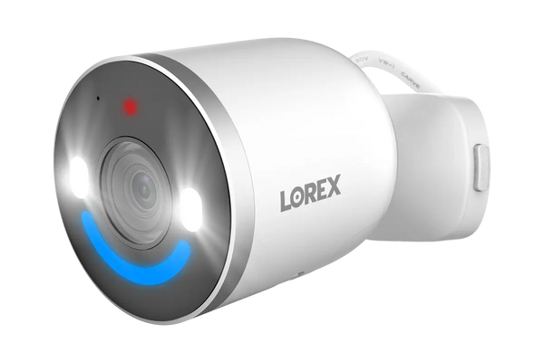Lorex 4K Spotlight Indoor/Outdoor Wi-Fi 6 Security Camera with Smart Security Lighting (32GB)