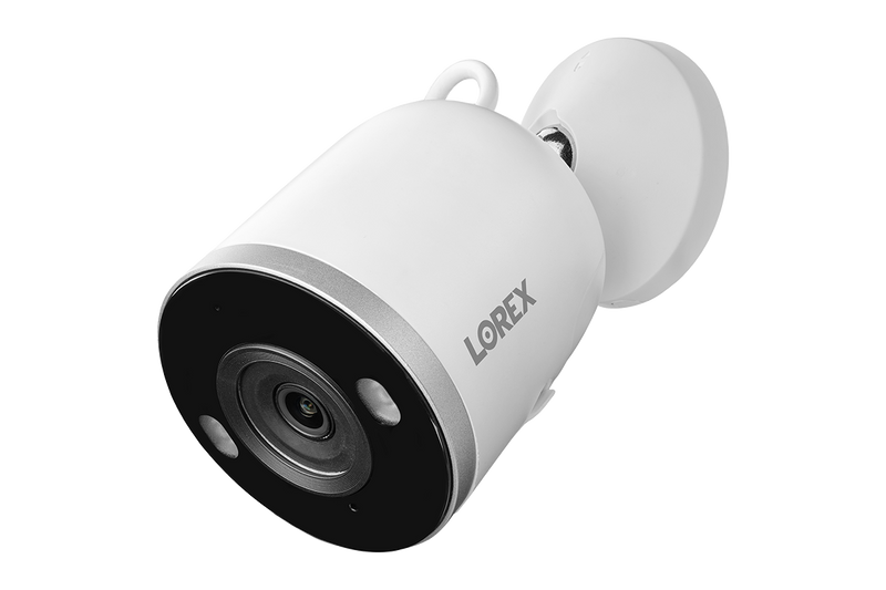Lorex 2K Spotlight Indoor/Outdoor Wi-Fi Security Camera (32GB) - Open Box