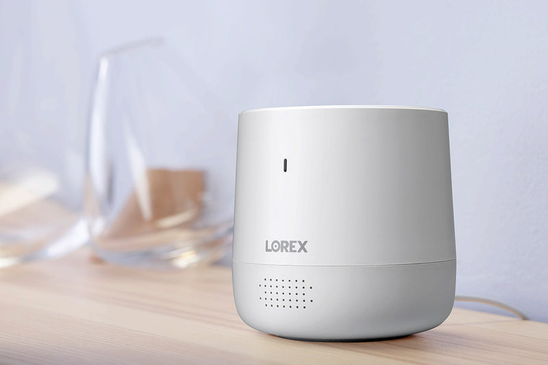 Lorex Smart Home Security Center with Two 2K Battery Cameras and Range Extender