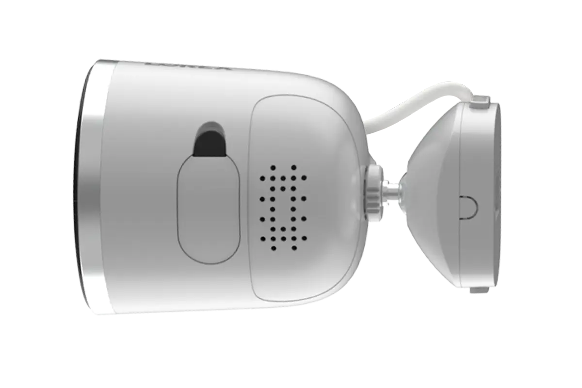 Lorex 4K Spotlight Indoor/Outdoor Wi-Fi 6 Security Camera with Smart Security Lighting - Open Box