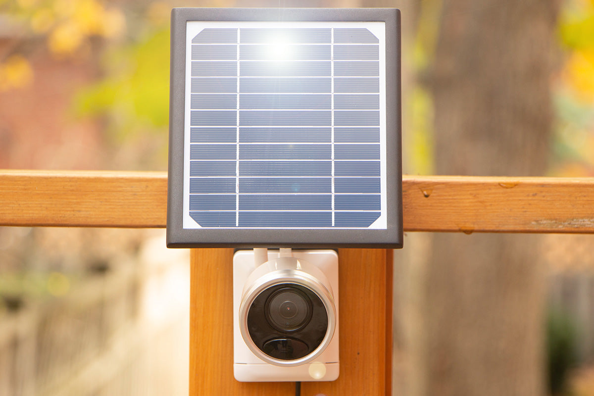 Lorex 2K (8 Camera Capable) 1TB NVR System with Outdoor Battery Operated Security Cameras and Solar Panels