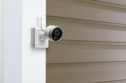 1080p HD Wire-Free Security Camera with 3-cell Power Pack - Lorex Corporation