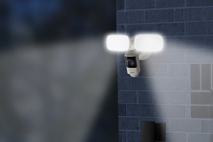 Lorex 2K Wired Floodlight Security Camera (32GB) - Lorex Corporation