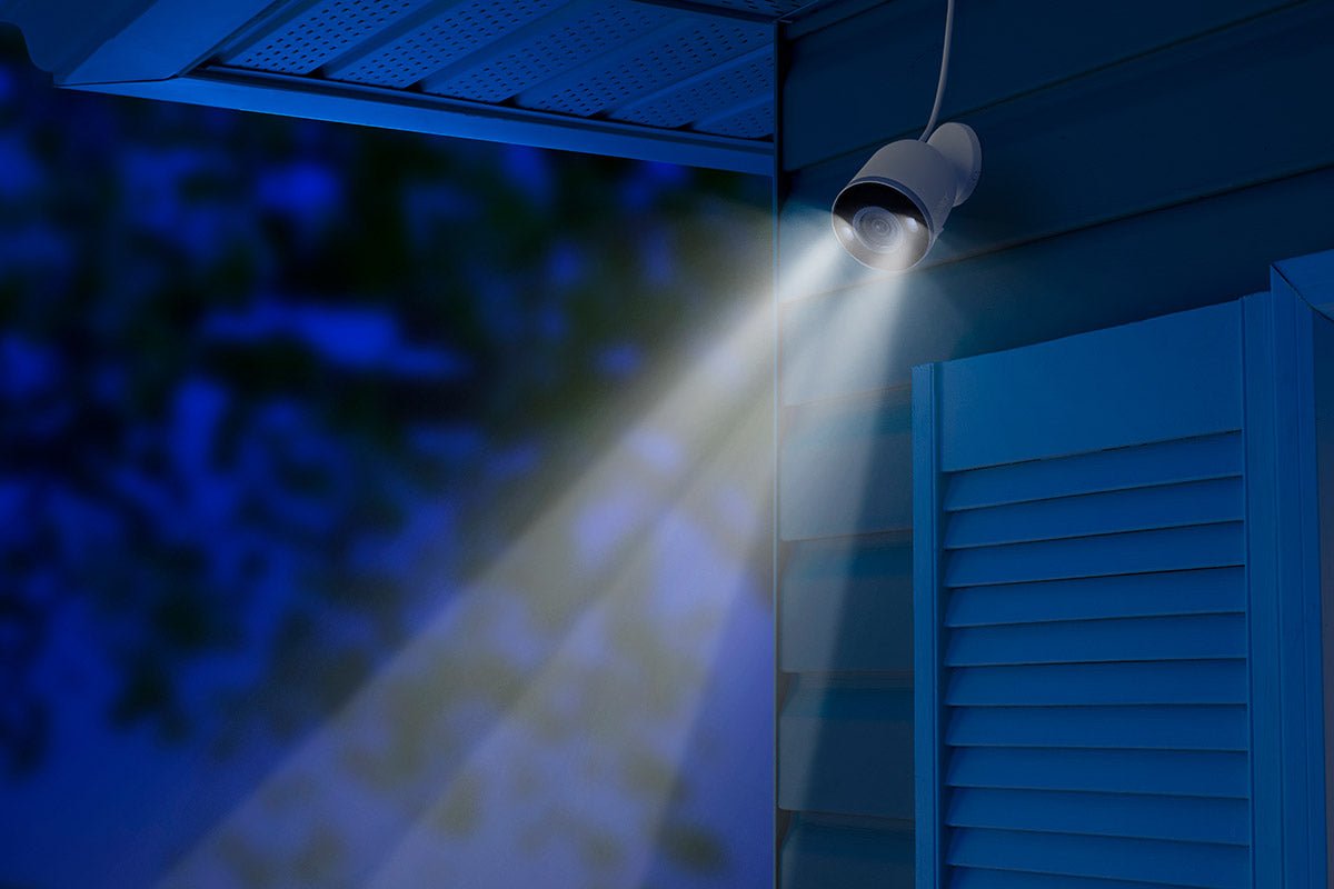 Lorex Fusion 4K 16 Camera Capable (8 Wired + 8 Wi-Fi) 2TB NVR System with 4 IP Bullet Cameras and 2 Wi-Fi Cameras - Lorex Corporation